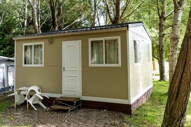 Photo of a traditional-looking tiny home.