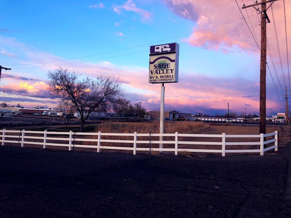 Sage Valley RV Park & Mobile Home Community in Fallon, NV | Clever Tiny ...